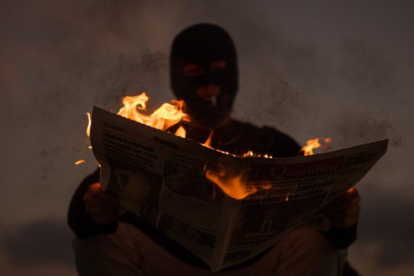 The Neuroscience of Infinite News Consumption