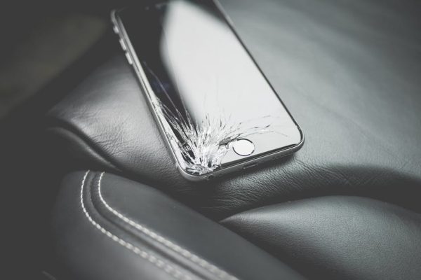 The Evolutionary Impact of Phone Pinky