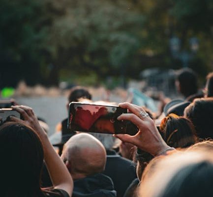 How Smartphones Are Changing Live Events