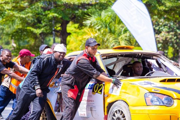 How Car Predictive Speed Assistance Works