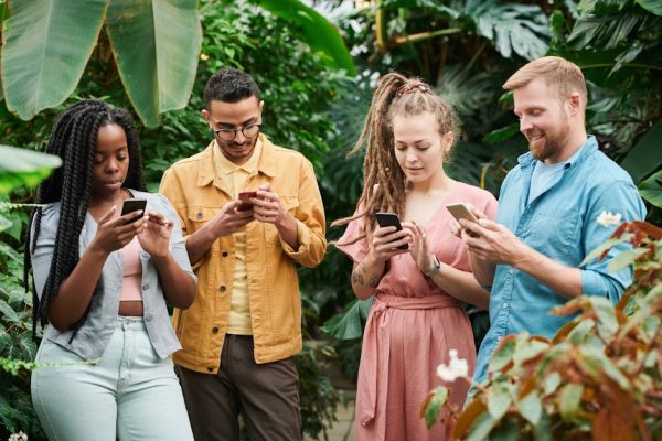 How Smartphones Are Affecting Posture