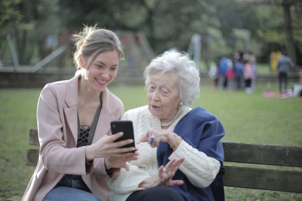 How Mobile Tech Is Helping Senior Citizens