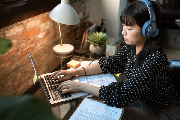 Why Financial Education Should Include More Case Studies