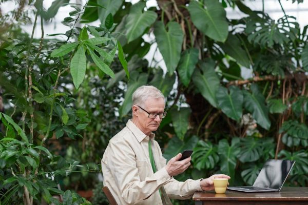 Why Phone Companies Slow Down Older Devices