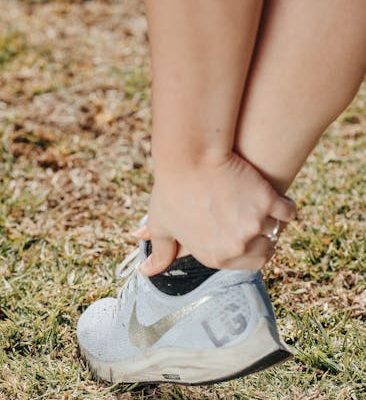 How Earthing Shoes Reduce Foot Pain