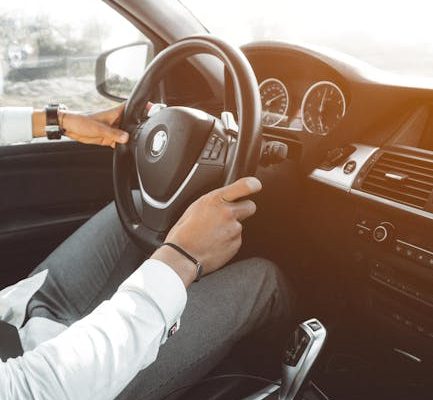 How Car Evasive Steering Assist Works