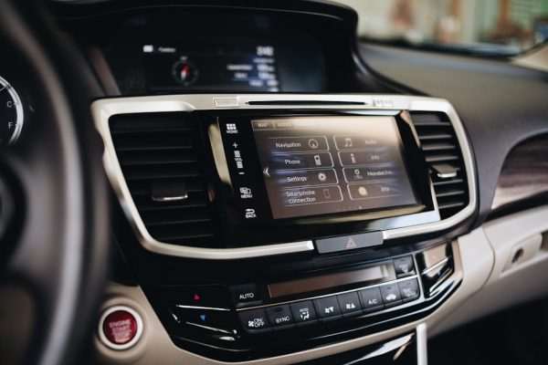 How Smartphones Are Changing Car Infotainment