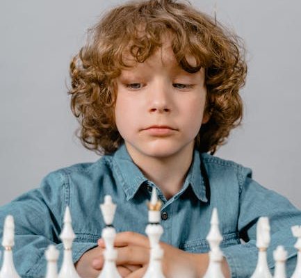 Why Hidden Object Games Improve Observation Skills