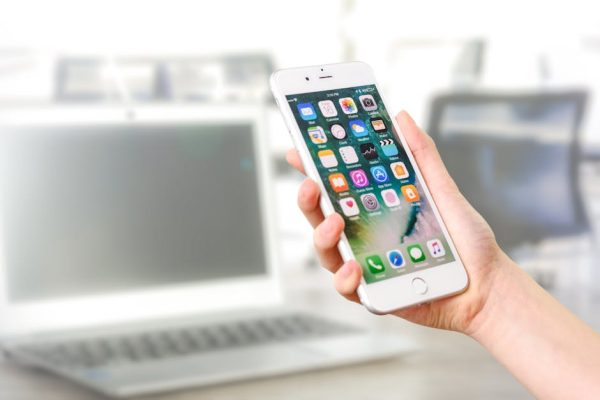 Why Some Users Prefer iOS Over Android