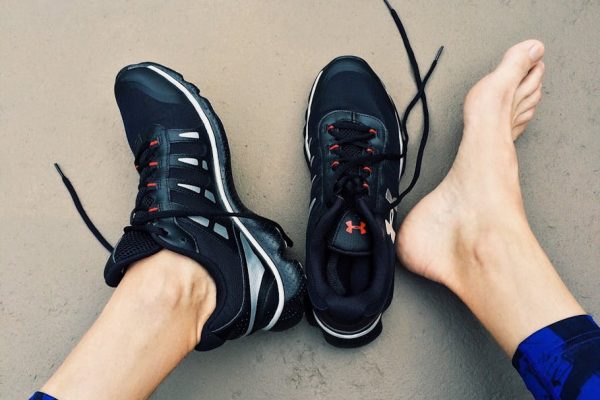 How Barefoot Walking Strengthens Ankles